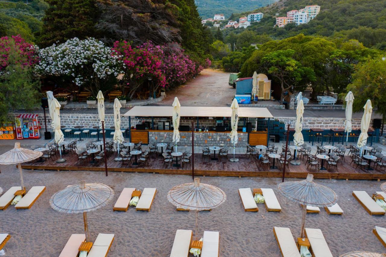 Hotel Plaza Lucice Petrovazzo Esterno foto